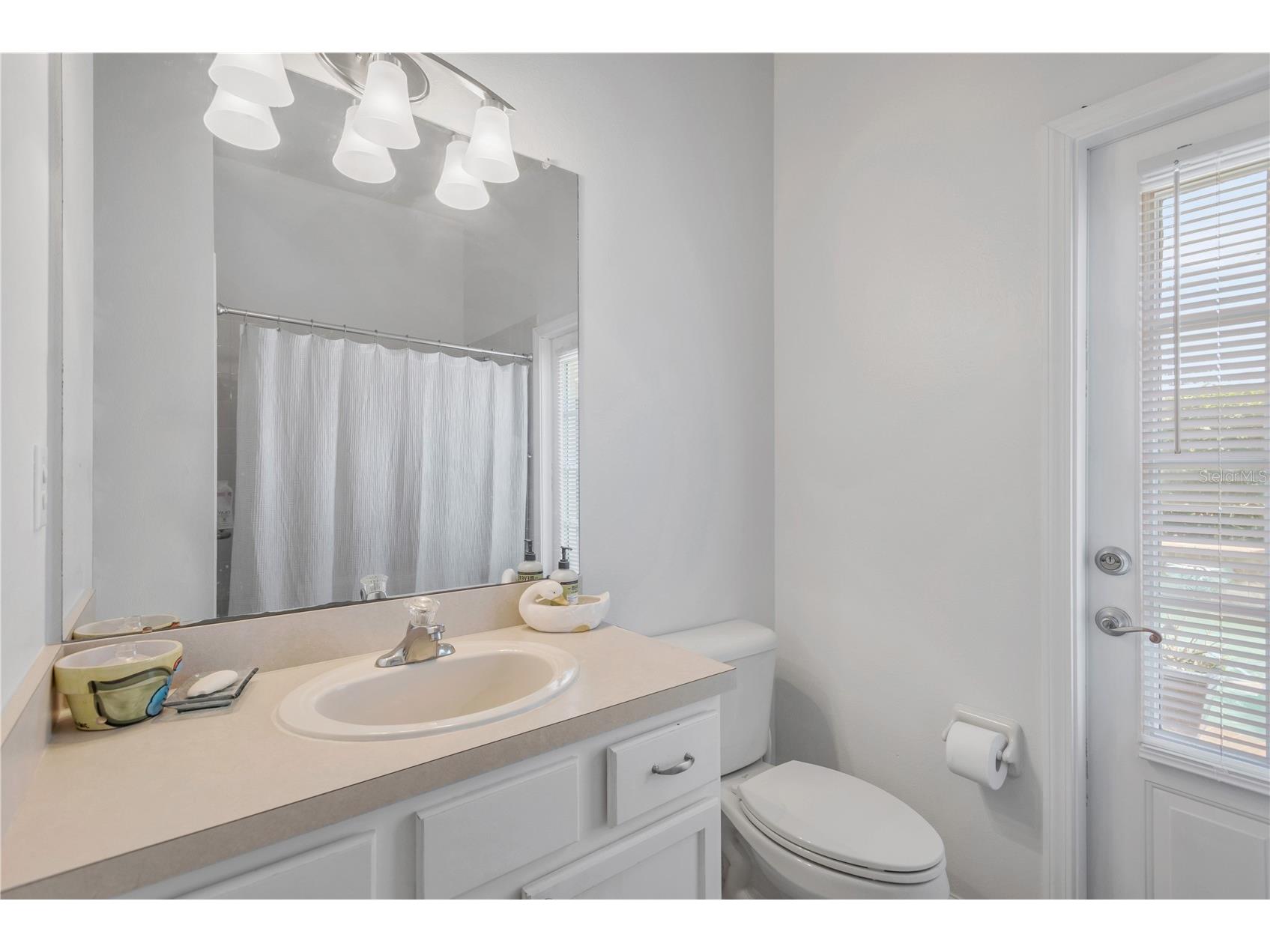 19015 Fern Meadow Loop Lutz FL 33558 - LAKE FERN TB8471272 image32