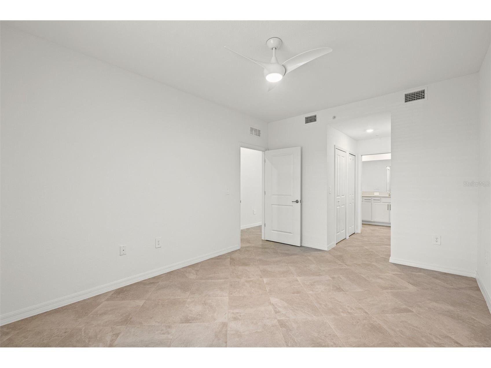 19015 Scallop Loop #104 Lakewood Ranch FL 34211 A4690588 image15
