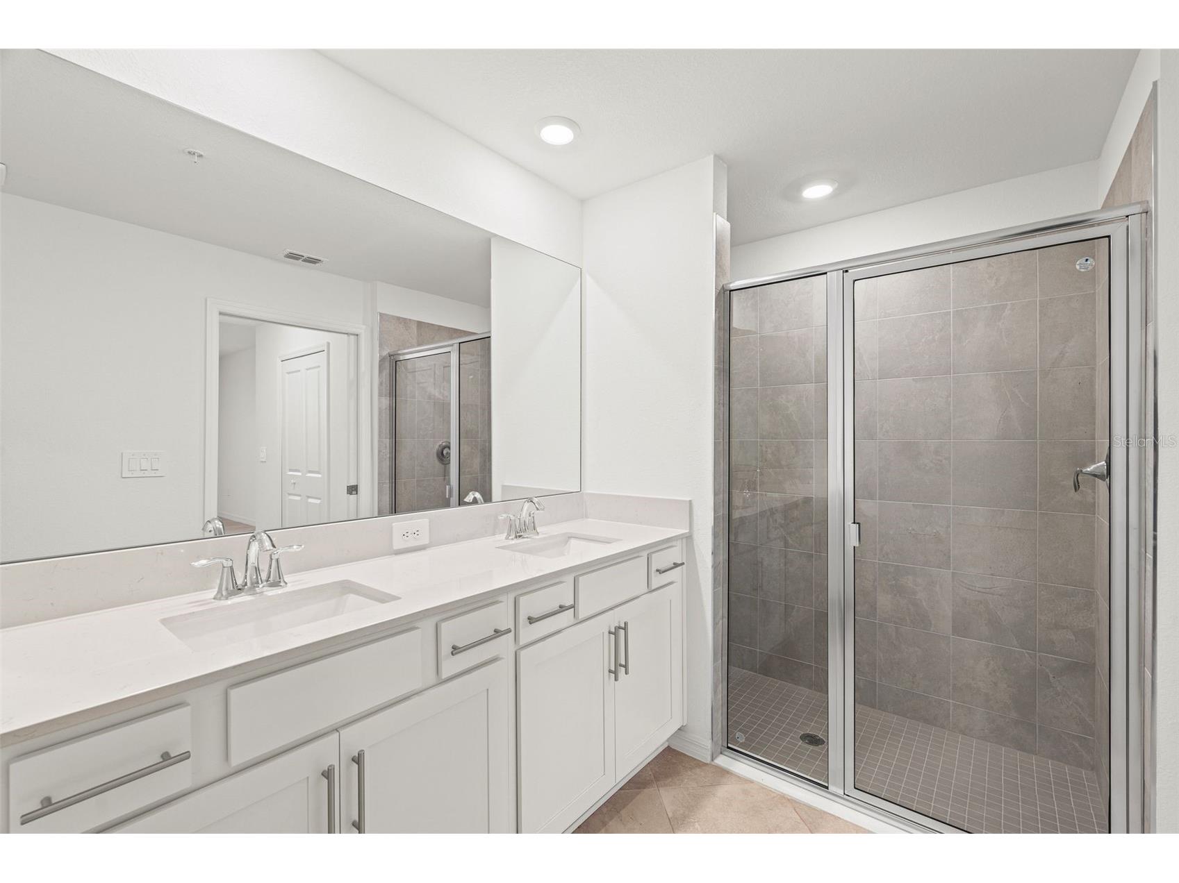19015 Scallop Loop #104 Lakewood Ranch FL 34211 A4690588 image18