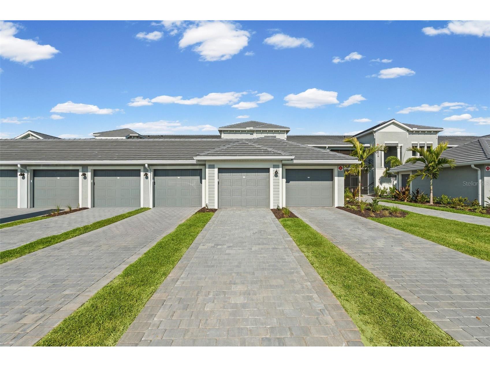 19015 Scallop Loop #104 Lakewood Ranch FL 34211 A4690588 image2