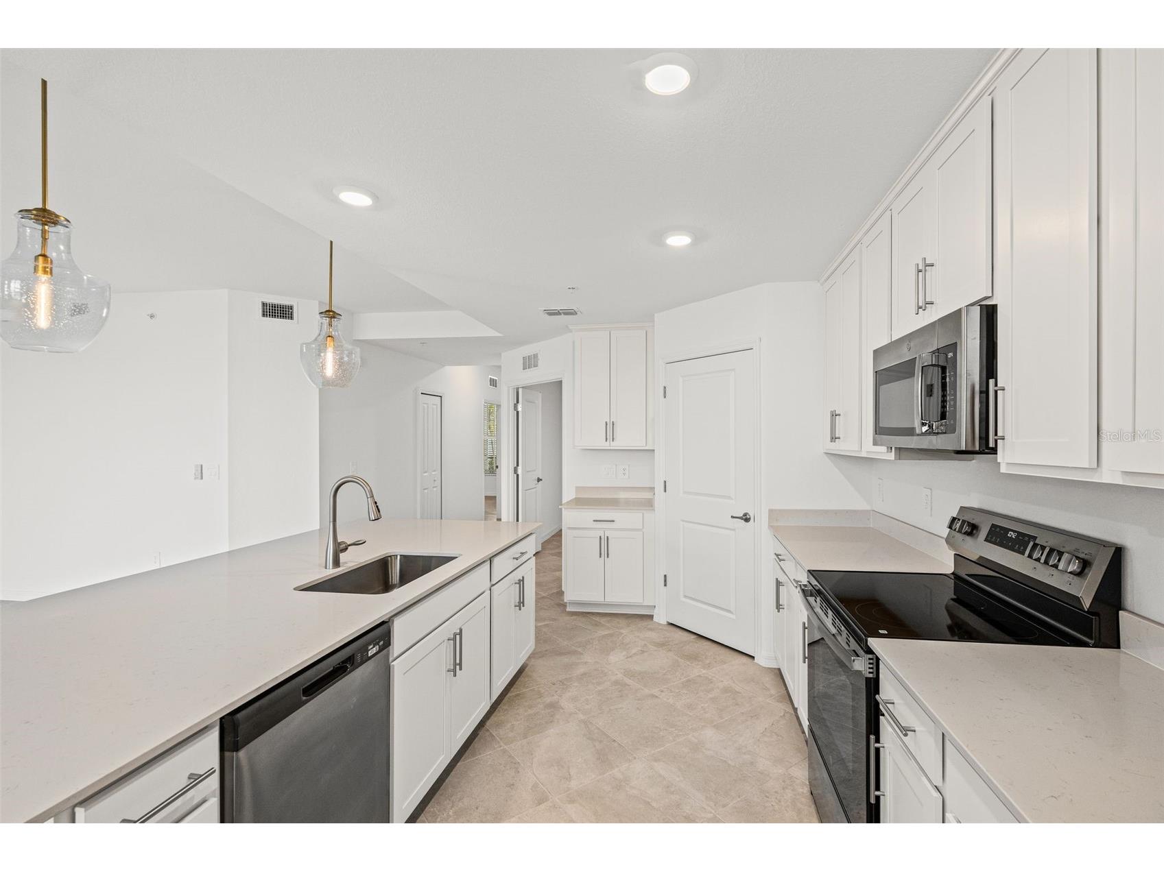 19015 Scallop Loop #104 Lakewood Ranch FL 34211 A4690588 image27
