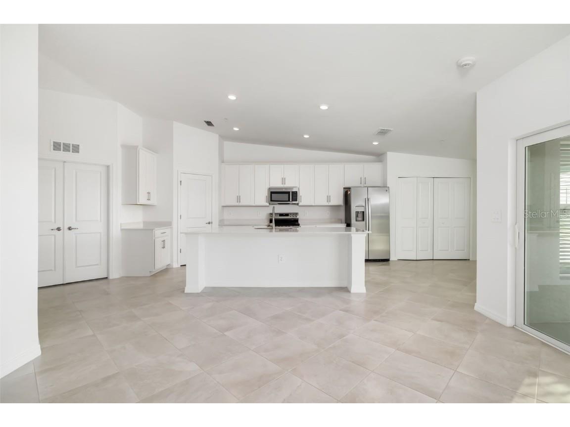 19015 Scallop Loop #204 Lakewood Ranch FL 34211 A4673735 image10