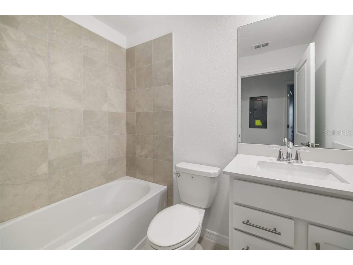 19015 Scallop Loop #204 Lakewood Ranch FL 34211 A4673735 image32