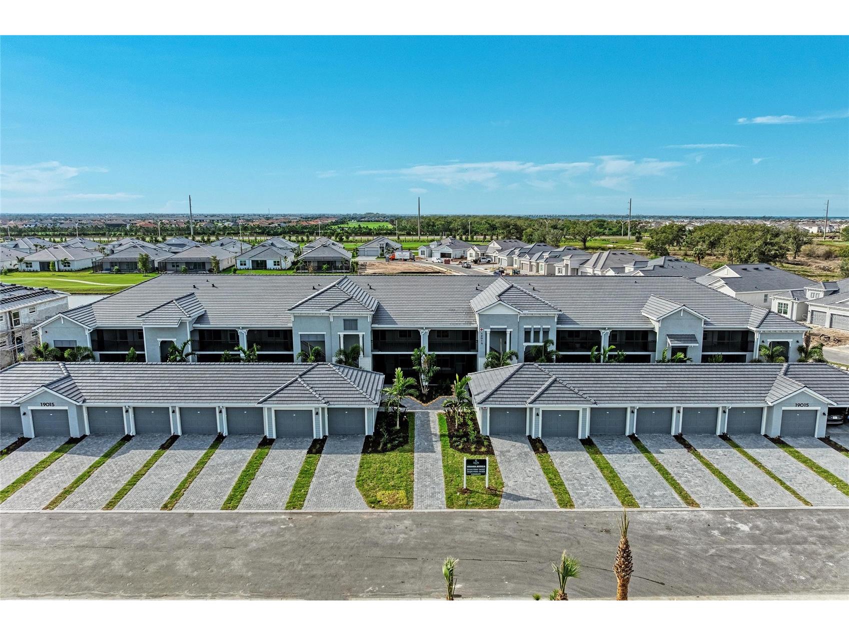 19015 Scallop Loop #7121 Lakewood Ranch FL 34211 A4675613 image1