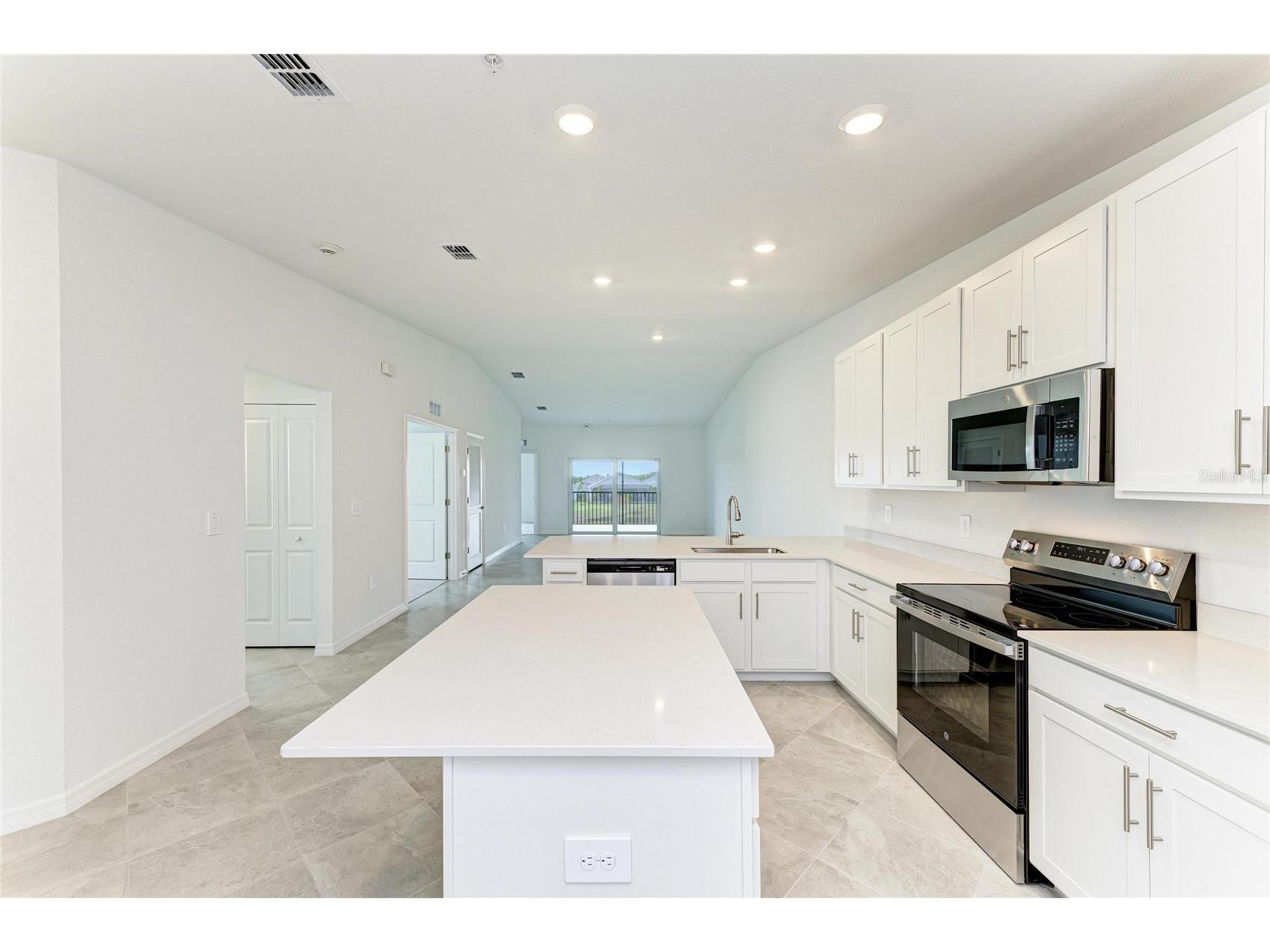 19015 Scallop Loop #7121 Lakewood Ranch FL 34211 A4675613 image22