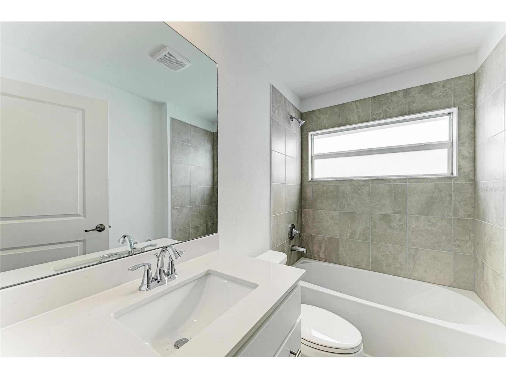 19015 Scallop Loop #7121 Lakewood Ranch FL 34211 A4675613 image35