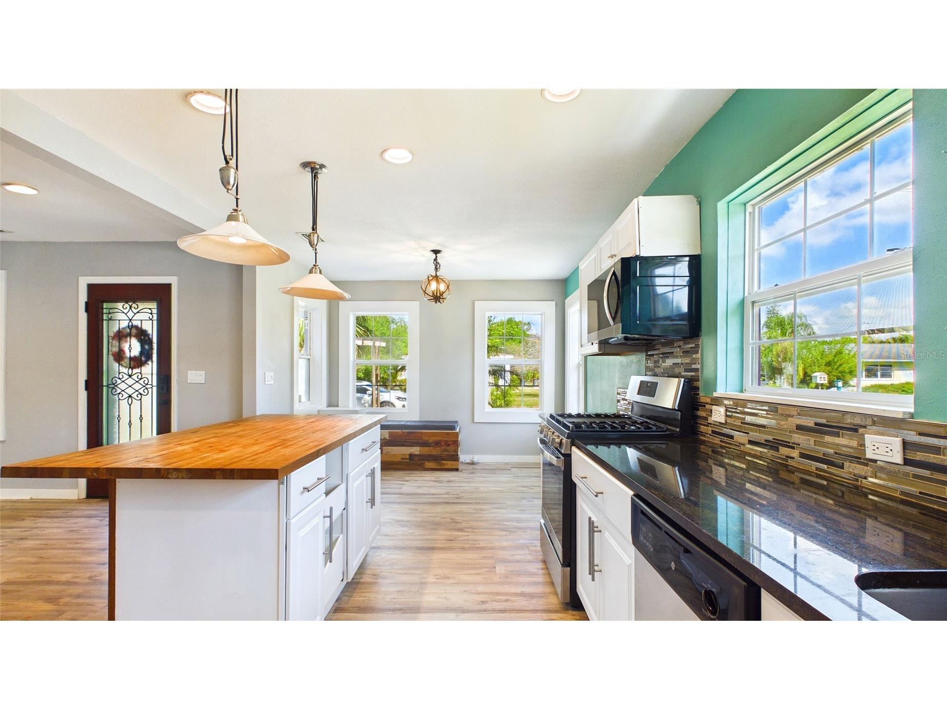 1902 53rd Street S Gulfport FL 33707 TB8525542 image11