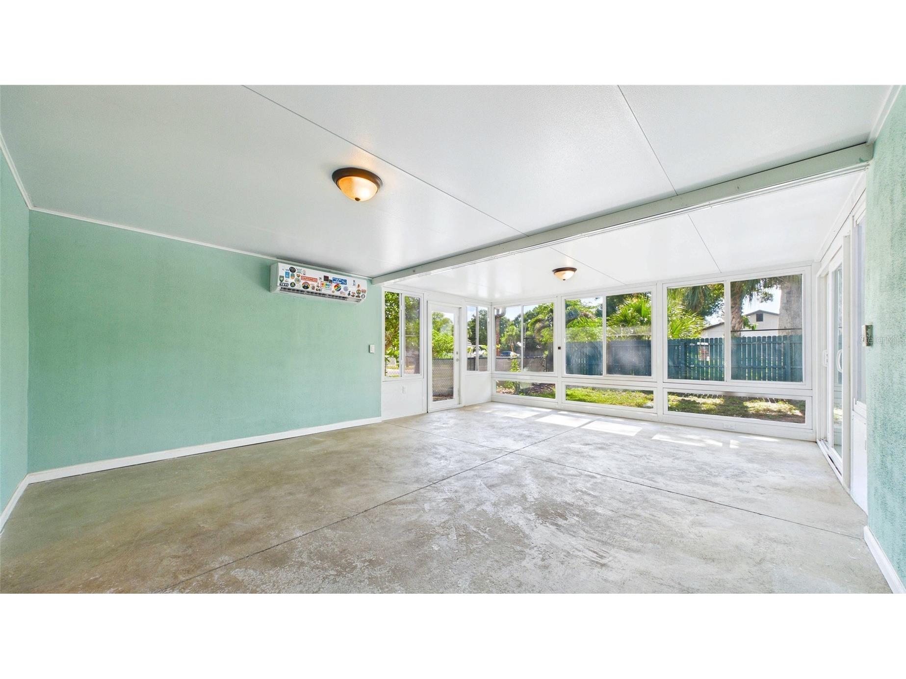 1902 53rd Street S Gulfport FL 33707 TB8525542 image17