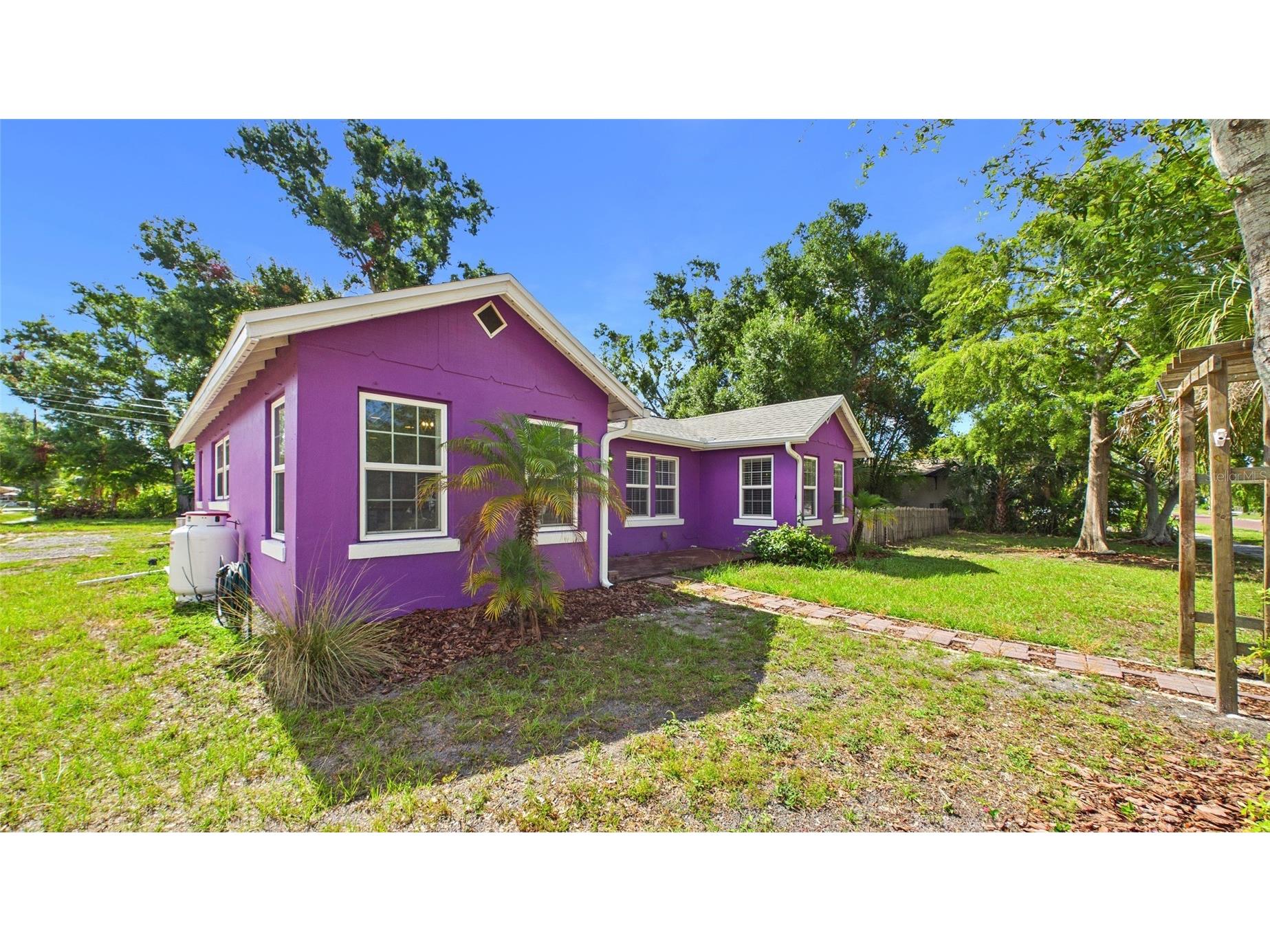 1902 53rd Street S Gulfport FL 33707 TB8525542 image4