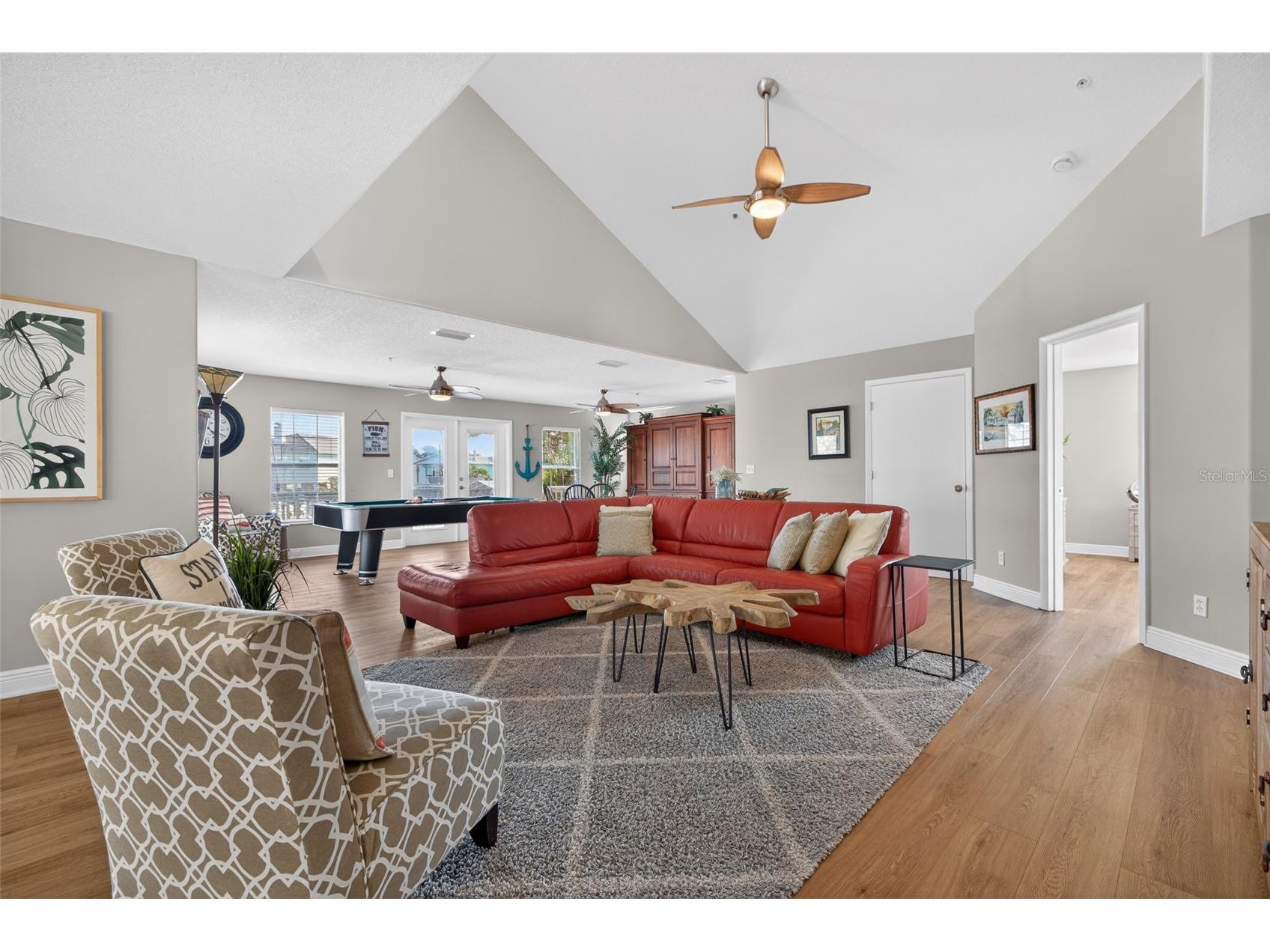 1902 Arrowhead Drive NE Saint Petersburg FL 33703 TB8469860 image15