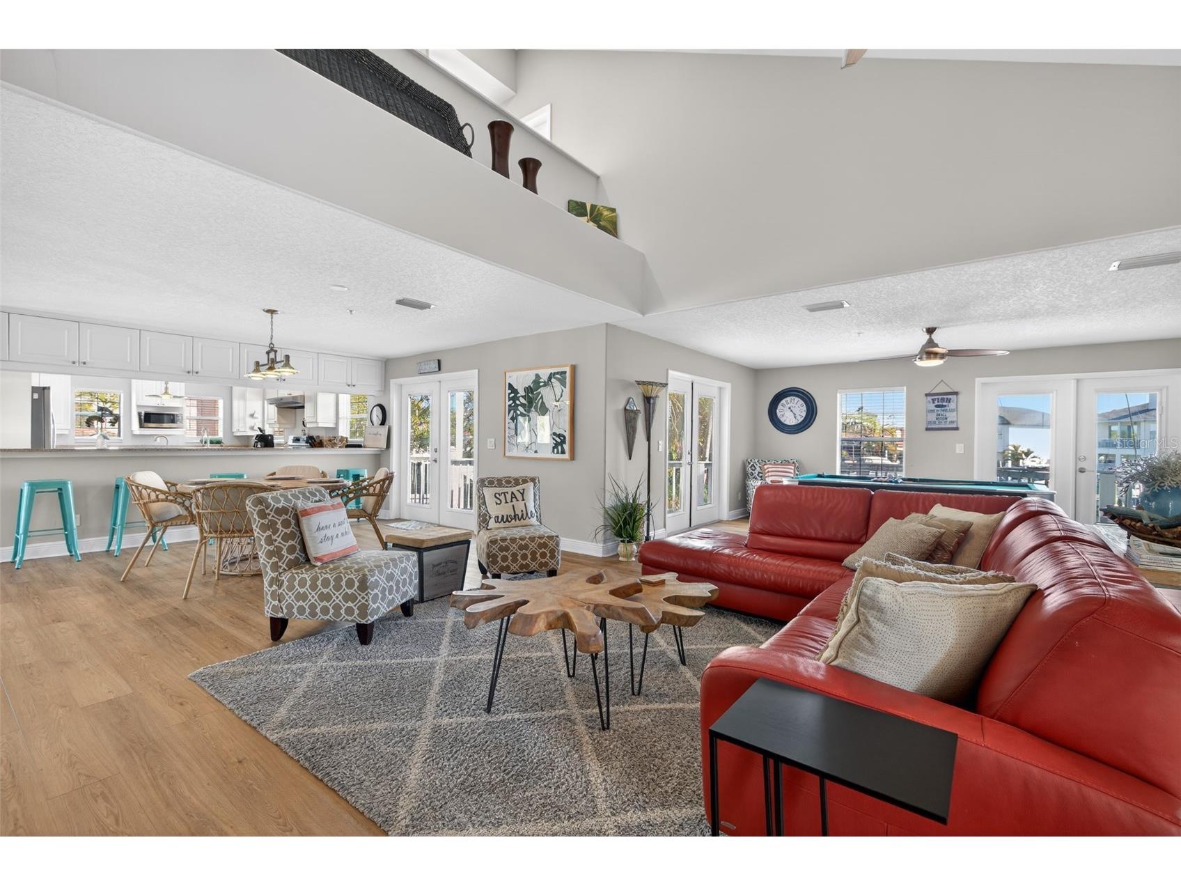 1902 Arrowhead Drive NE Saint Petersburg FL 33703 TB8469860 image16