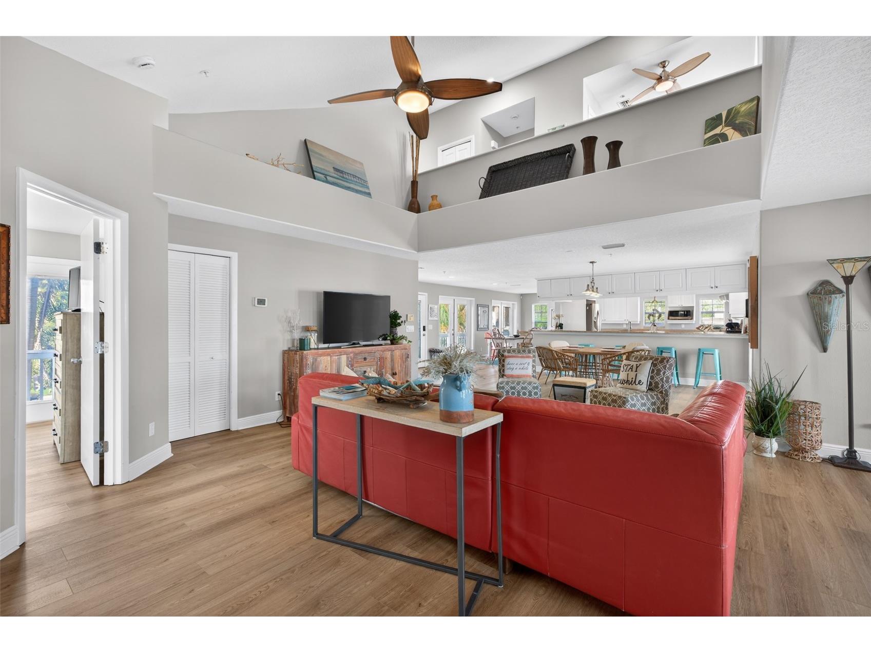 1902 Arrowhead Drive NE Saint Petersburg FL 33703 TB8469860 image18