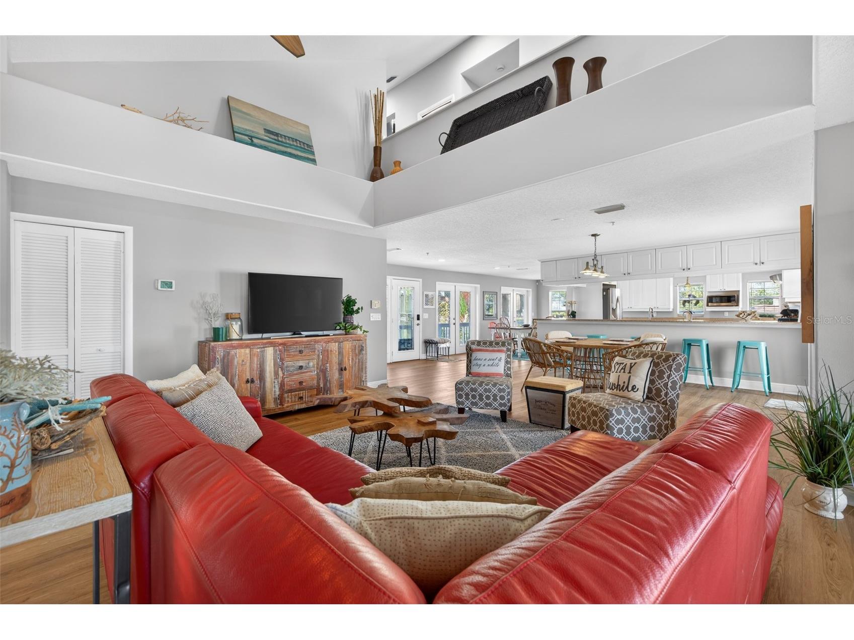1902 Arrowhead Drive NE Saint Petersburg FL 33703 TB8469860 image19