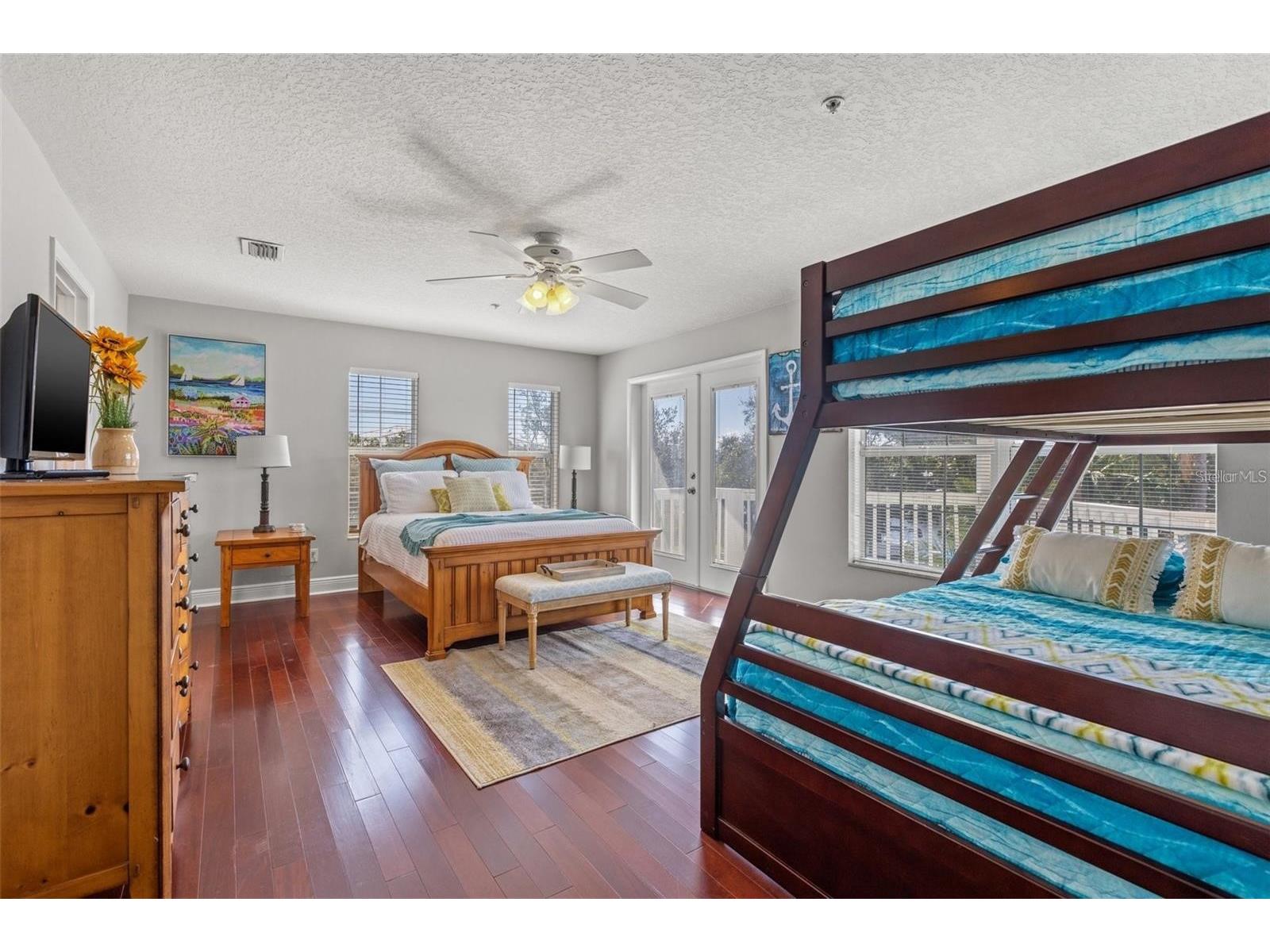 1902 Arrowhead Drive NE Saint Petersburg FL 33703 TB8469860 image29