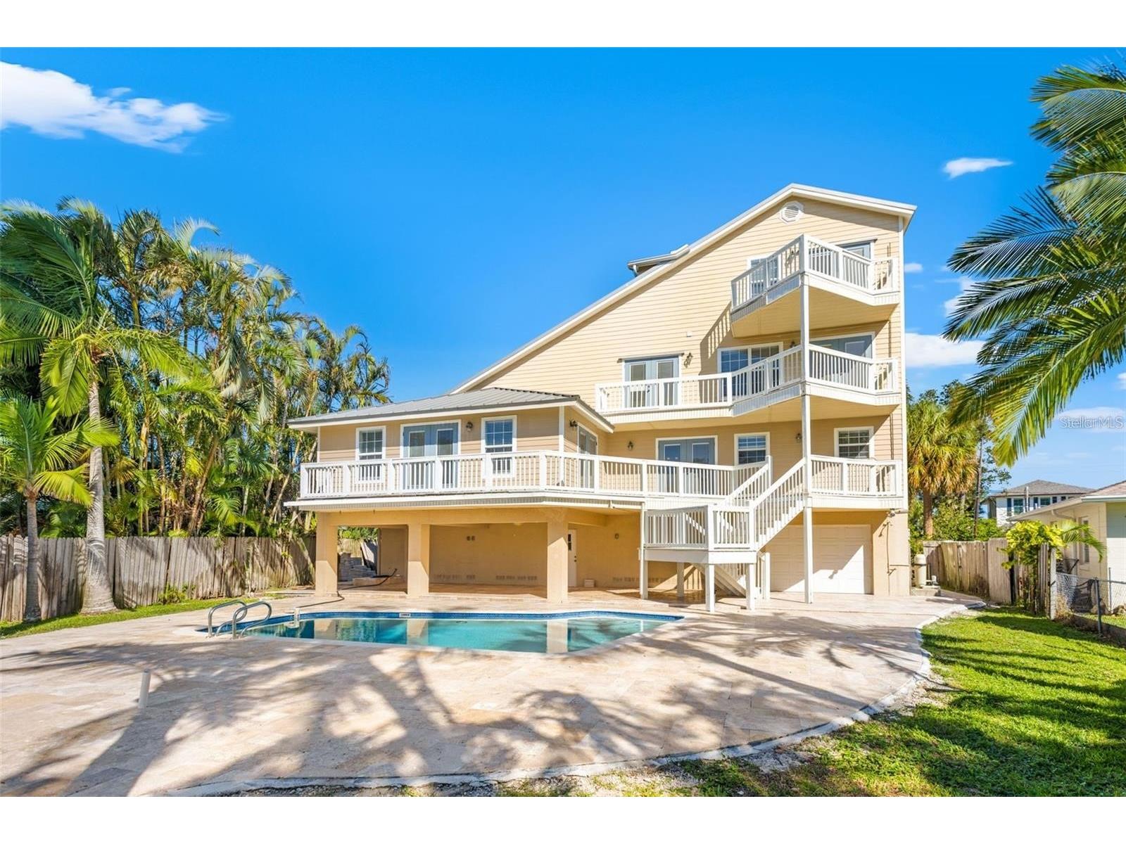 1902 Arrowhead Drive NE Saint Petersburg FL 33703 TB8469860 image3