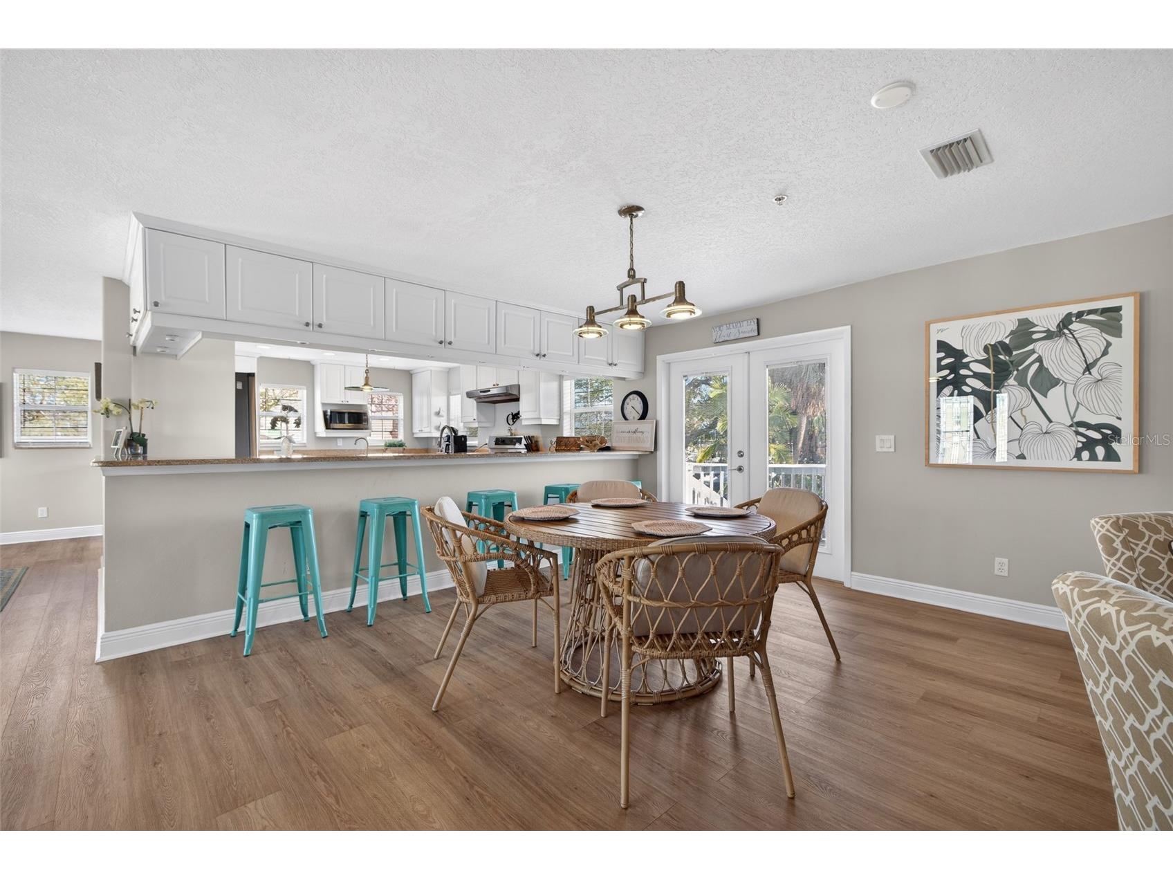 1902 Arrowhead Drive NE Saint Petersburg FL 33703 TB8469860 image7