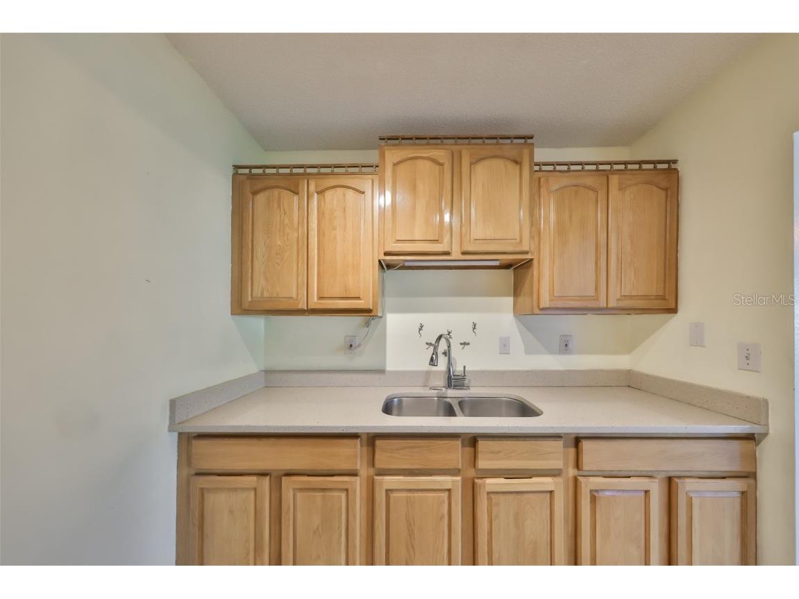 1902 Dandridge Street #20 Sun City Center FL 33573 TB8445115 image10