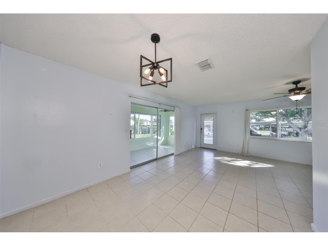 1902 Dandridge Street #20 Sun City Center FL 33573 TB8445115 image18