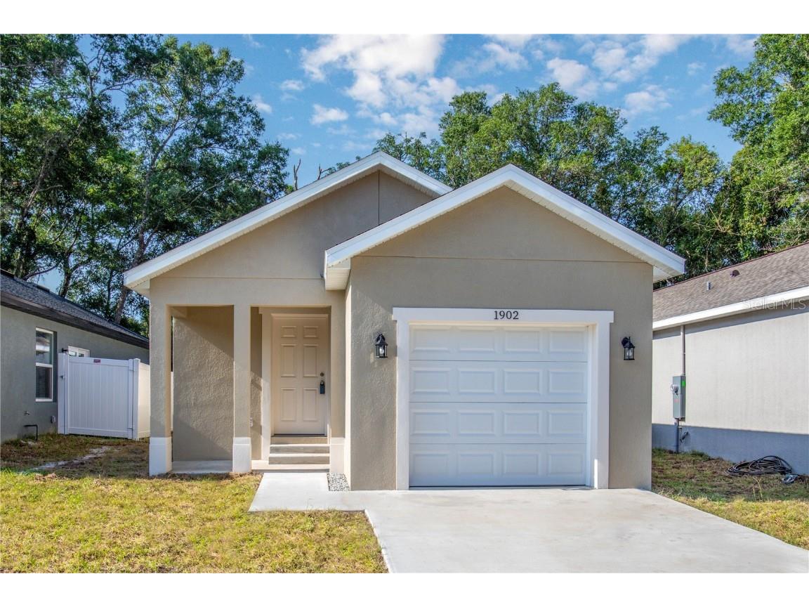 1902 Hollywood Avenue Eustis FL 32726 O6108217 image1