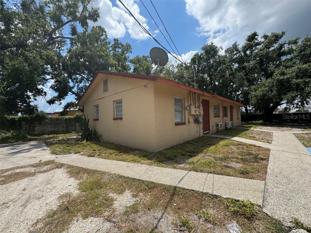 1902 N 42nd Street Tampa FL 33605 TB8423043 image1