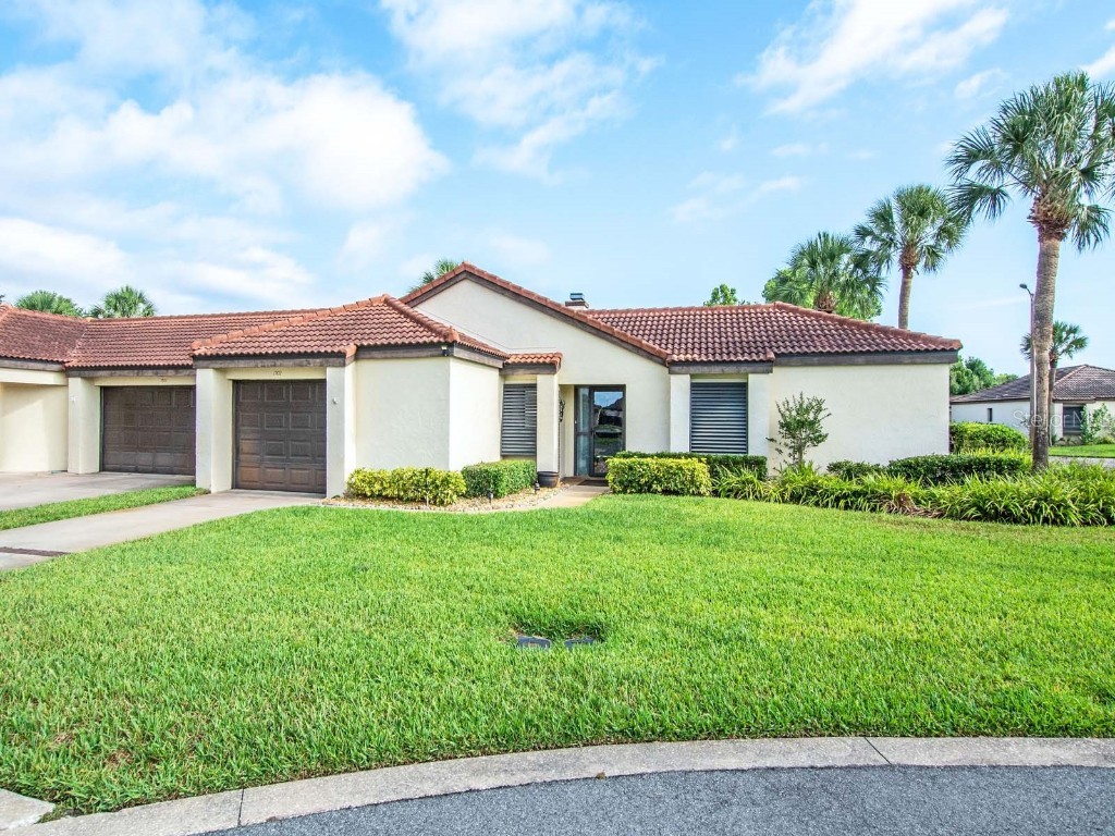 1902 Oak Circle #1902 Tavares FL 32778 G5068049 image1