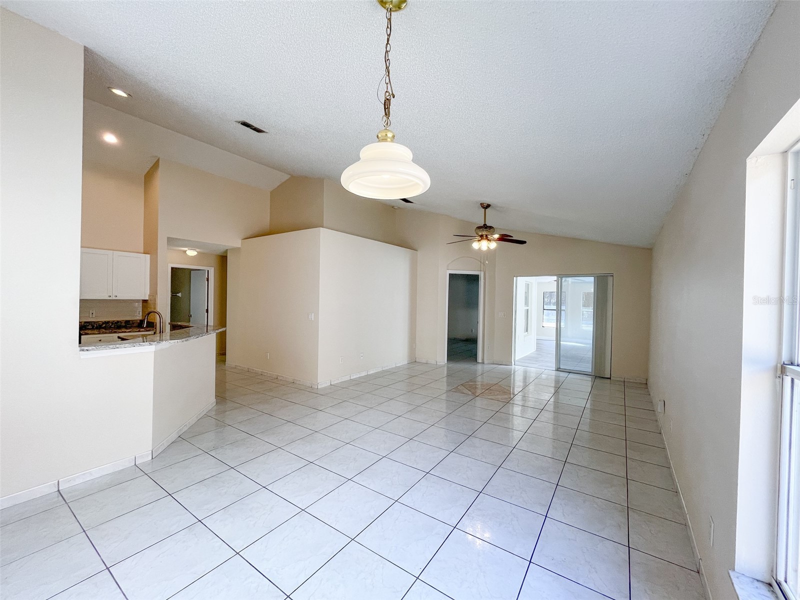 1902 Palmetto Pine Lane Orlando FL 32826 O6387515 image2