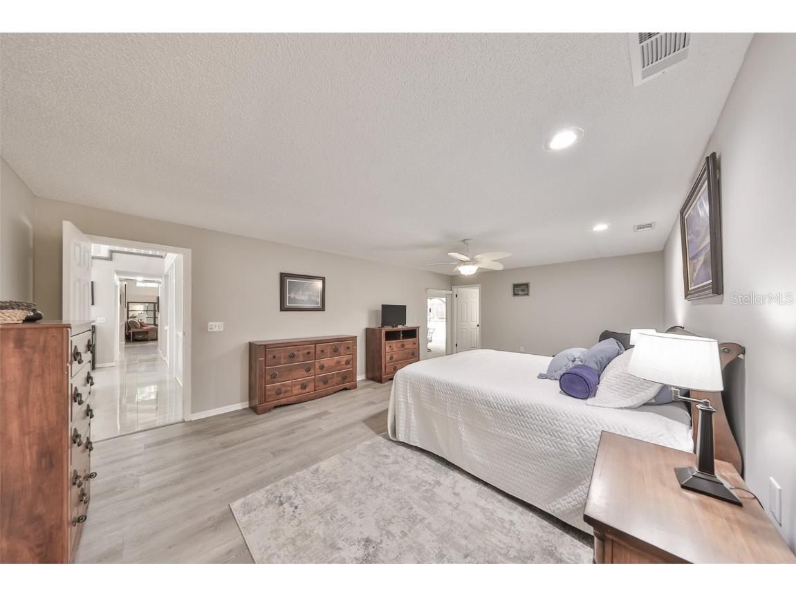 1902 Sweet Bay Court Plant City FL 33566 TB8436357 image16