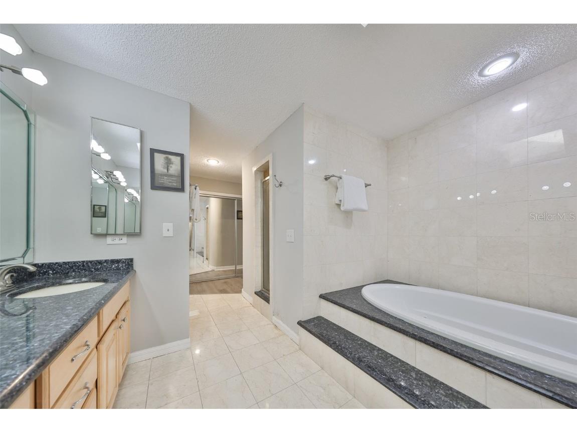 1902 Sweet Bay Court Plant City FL 33566 TB8436357 image21