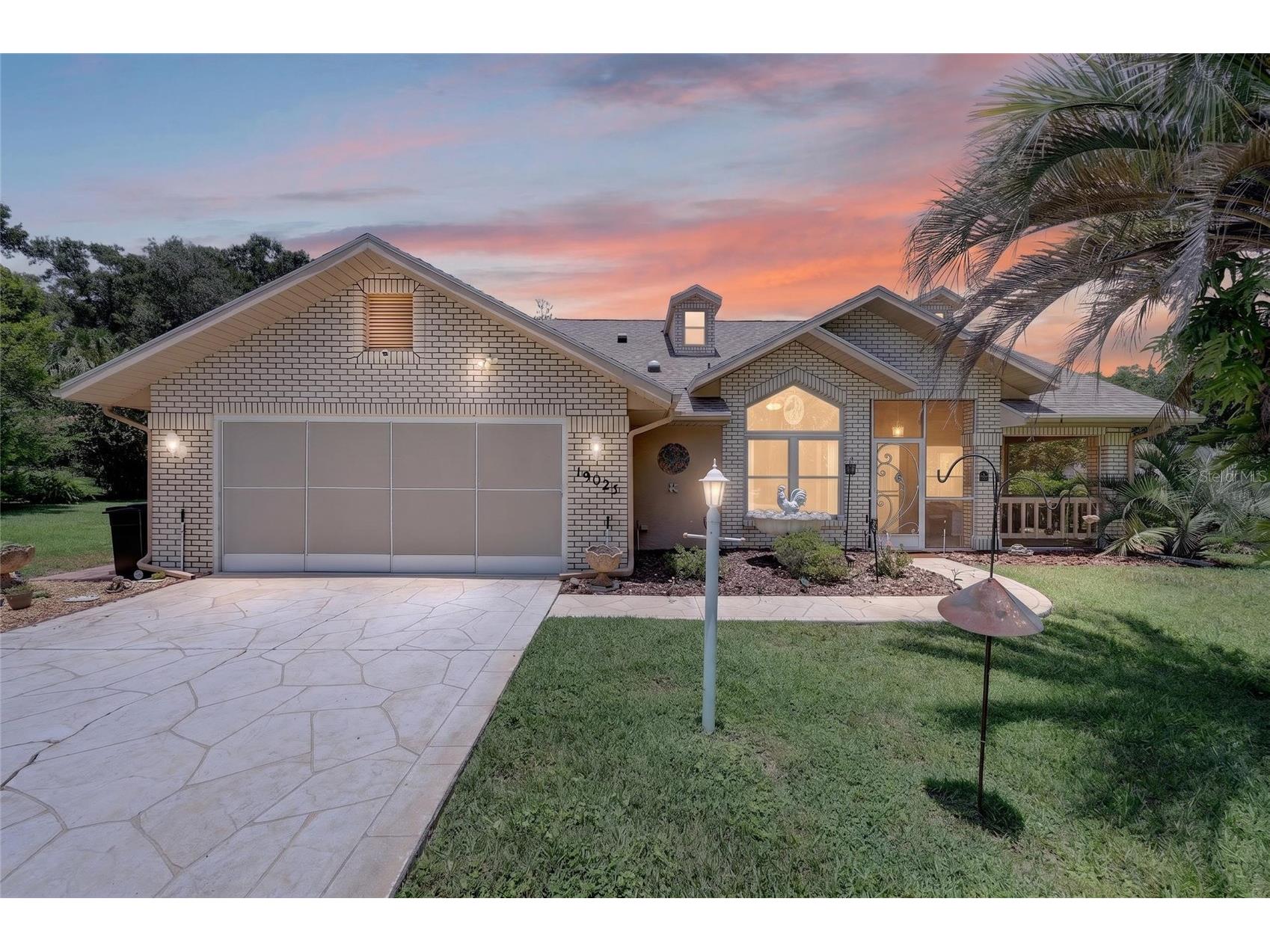 19025 SW 98th Loop Dunnellon FL 34432 - RAINBOW RIVER OM726952 image1