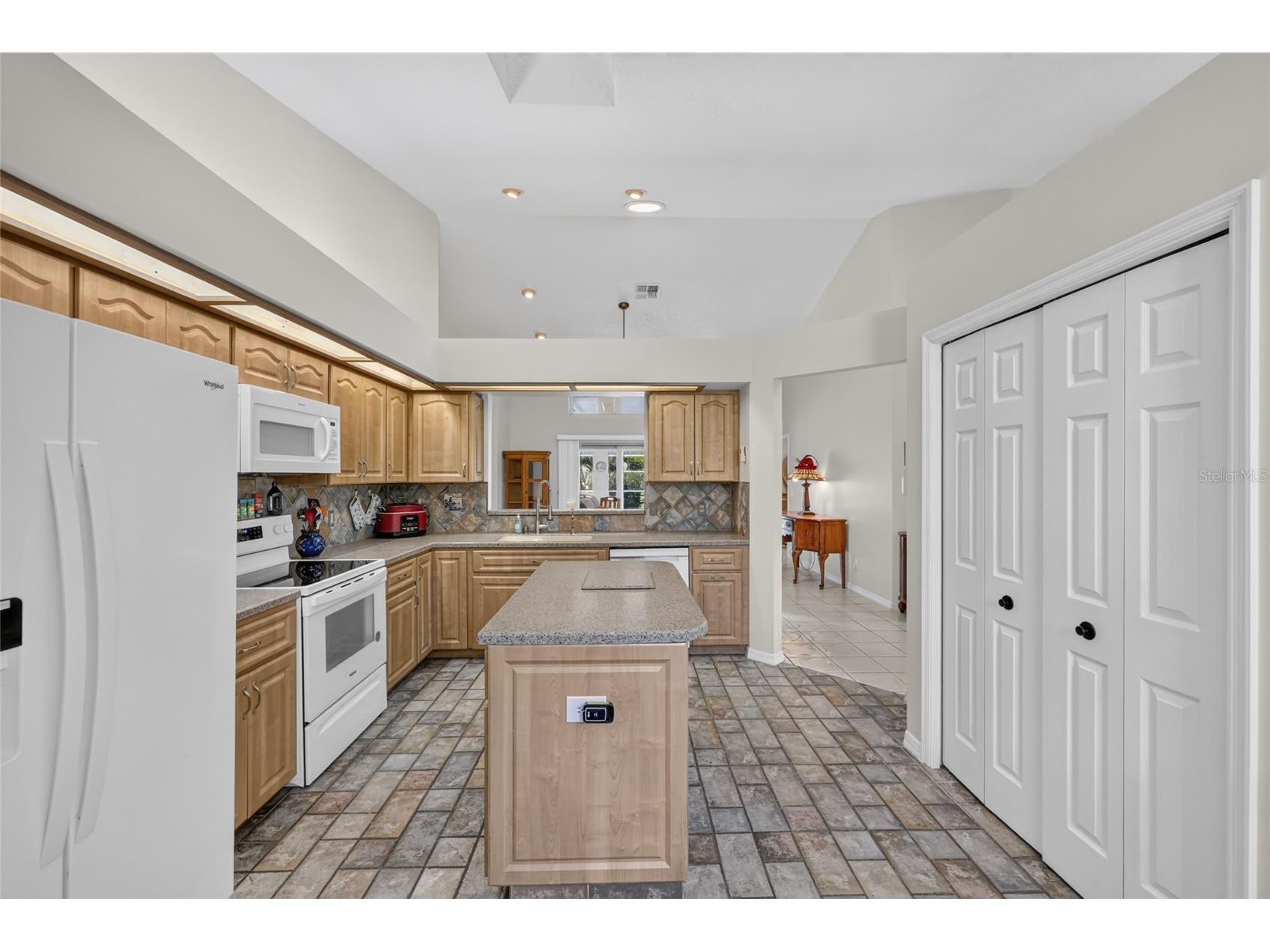 19025 SW 98th Loop Dunnellon FL 34432 - RAINBOW RIVER OM726952 image24