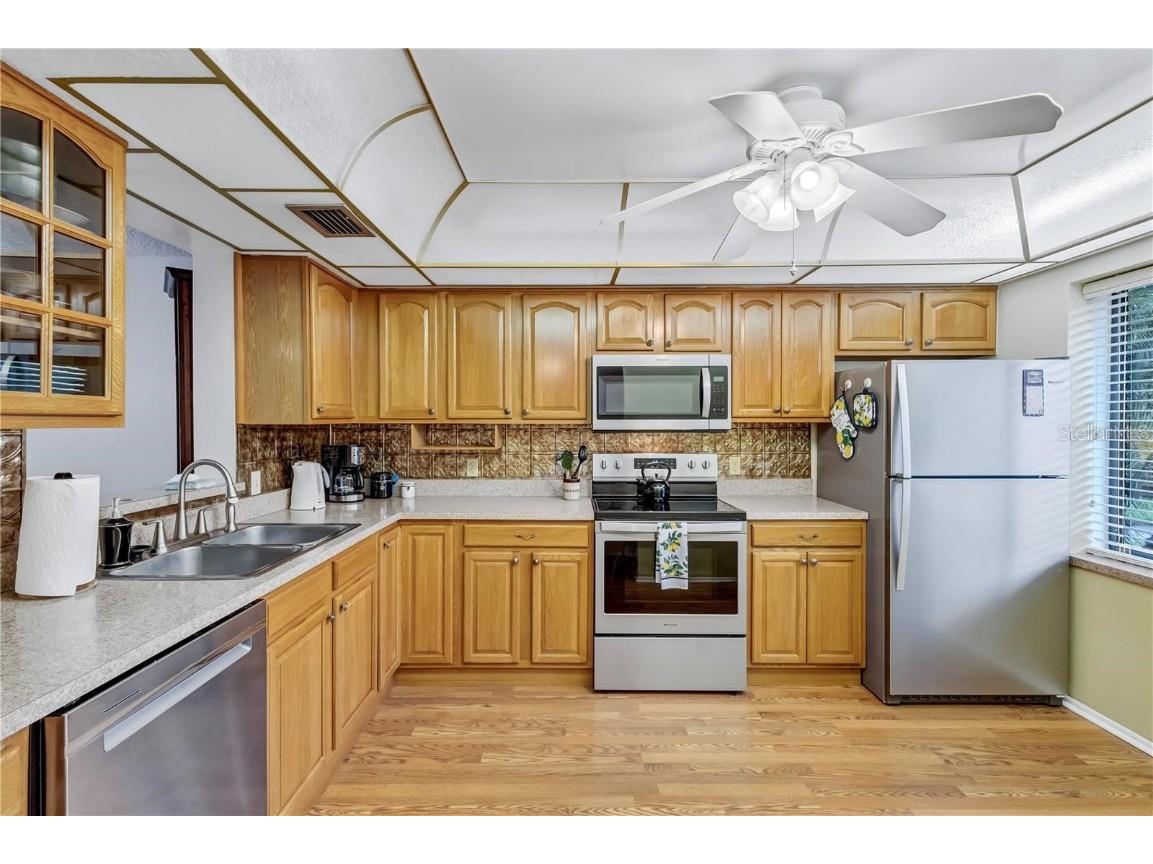 19029 Us Highway 19 N #12B Clearwater FL 33764 TB8450637 image2