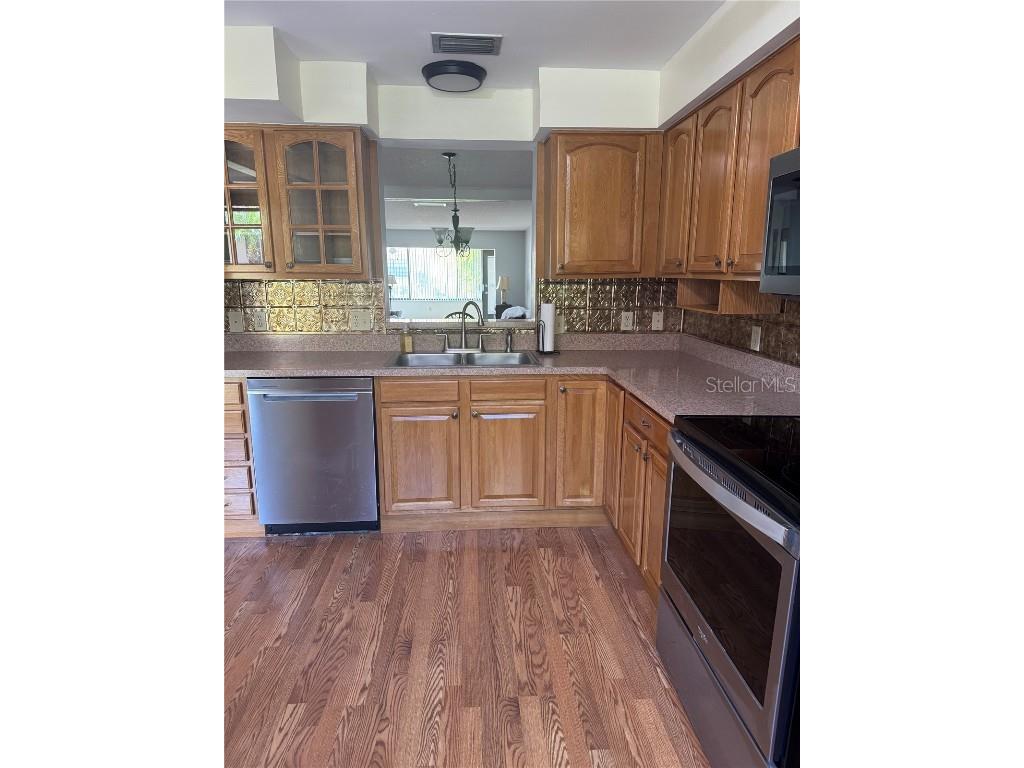 19029 Us Highway 19 N #12B Clearwater FL 33764 TB8450637 image6