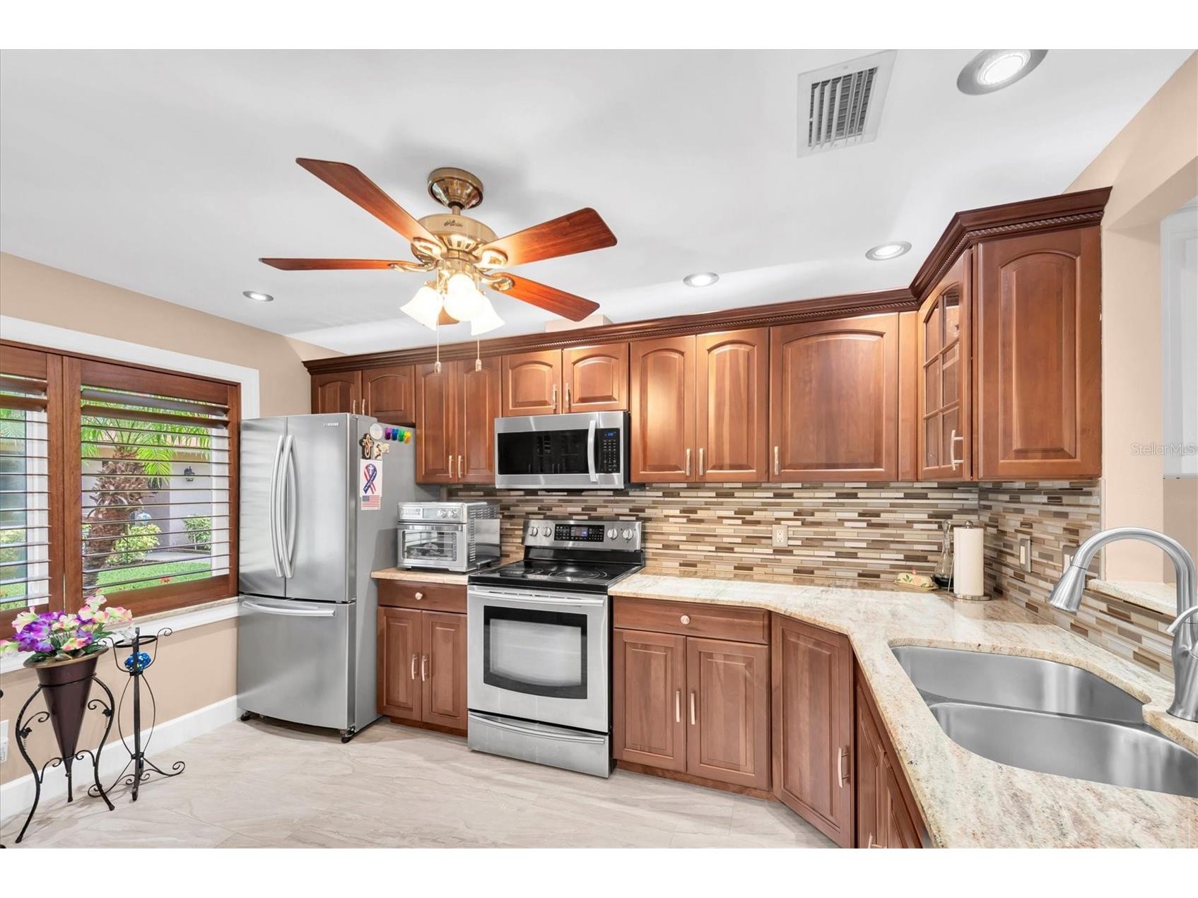 19029 Us Highway 19 N #13E Clearwater FL 33764 TB8526265 image9