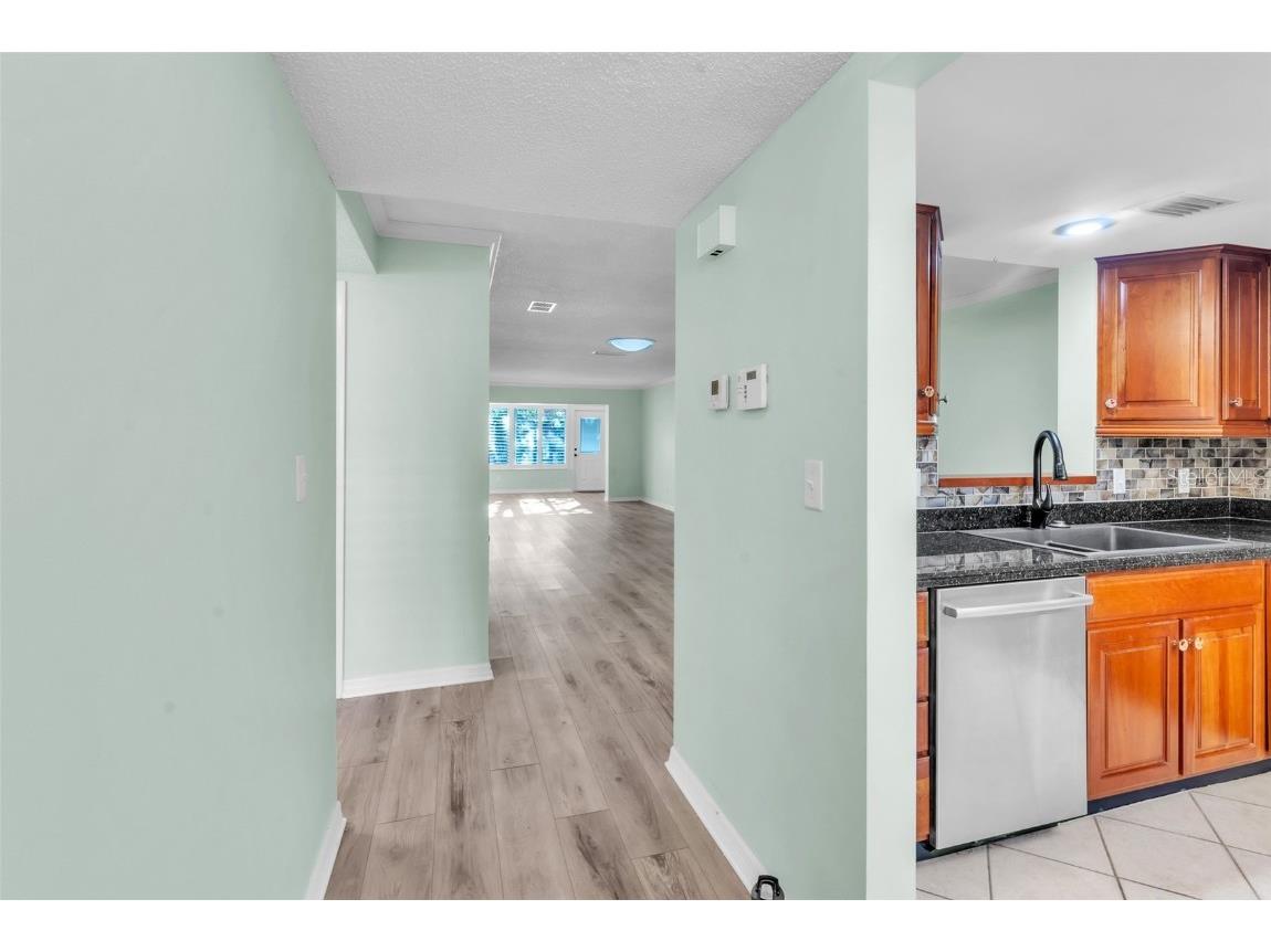 19029 Us Highway 19 N #18B Clearwater FL 33764 TB8418102 image4