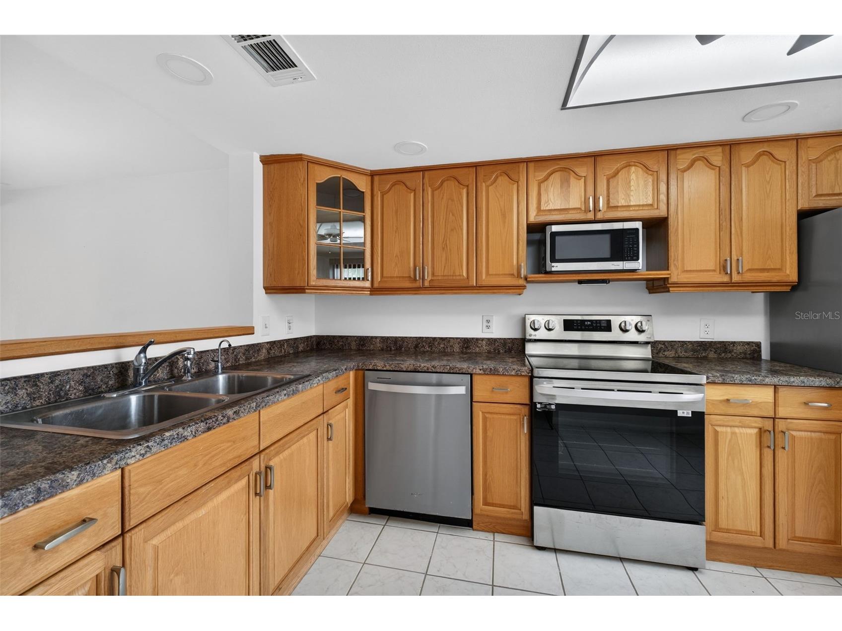 19029 Us Highway 19 N #18F Clearwater FL 33764 TB8479823 image11