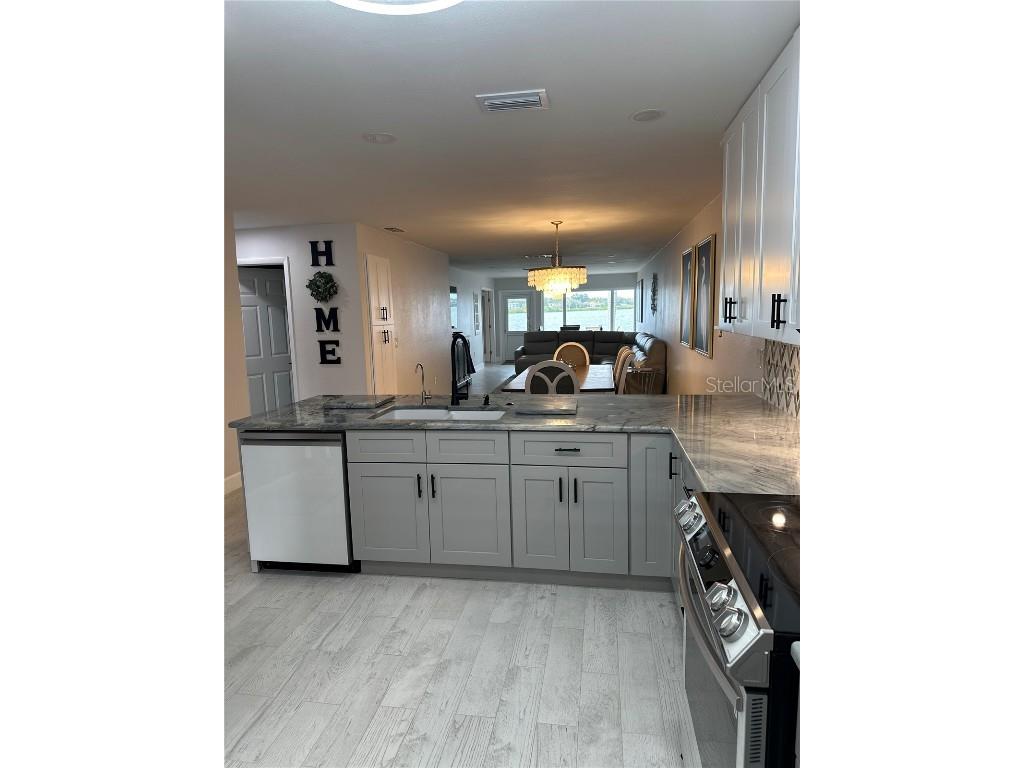 19029 Us Highway 19 N #28B Clearwater FL 33764 - TAMPA BAY TB8458167 image4