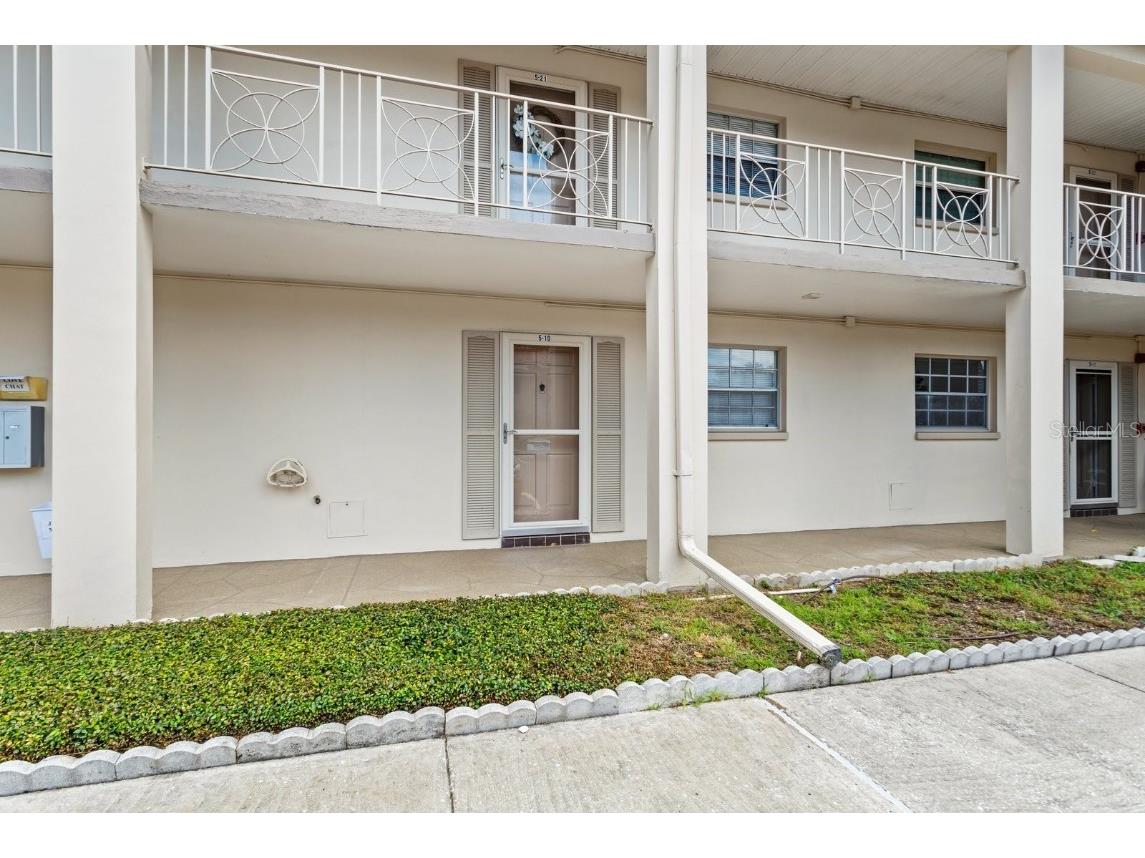 19029 Us Highway 19 N #5-10 Clearwater FL 33764 U8210428 image1