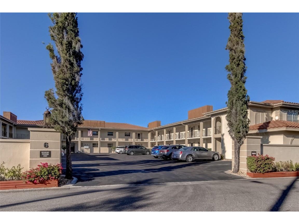 19029 Us Highway 19 N #6-12 Clearwater FL 33764 U8205982 image1