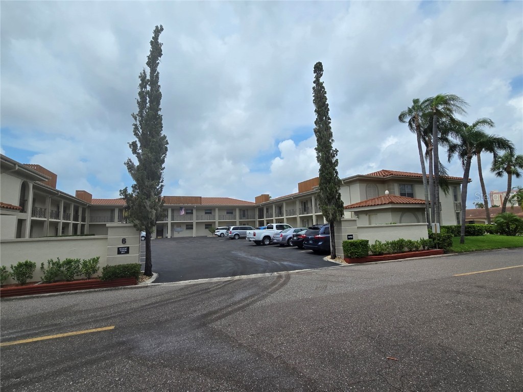 19029 Us Highway 19 N #6-16 Clearwater FL 33764 U8251788 image1