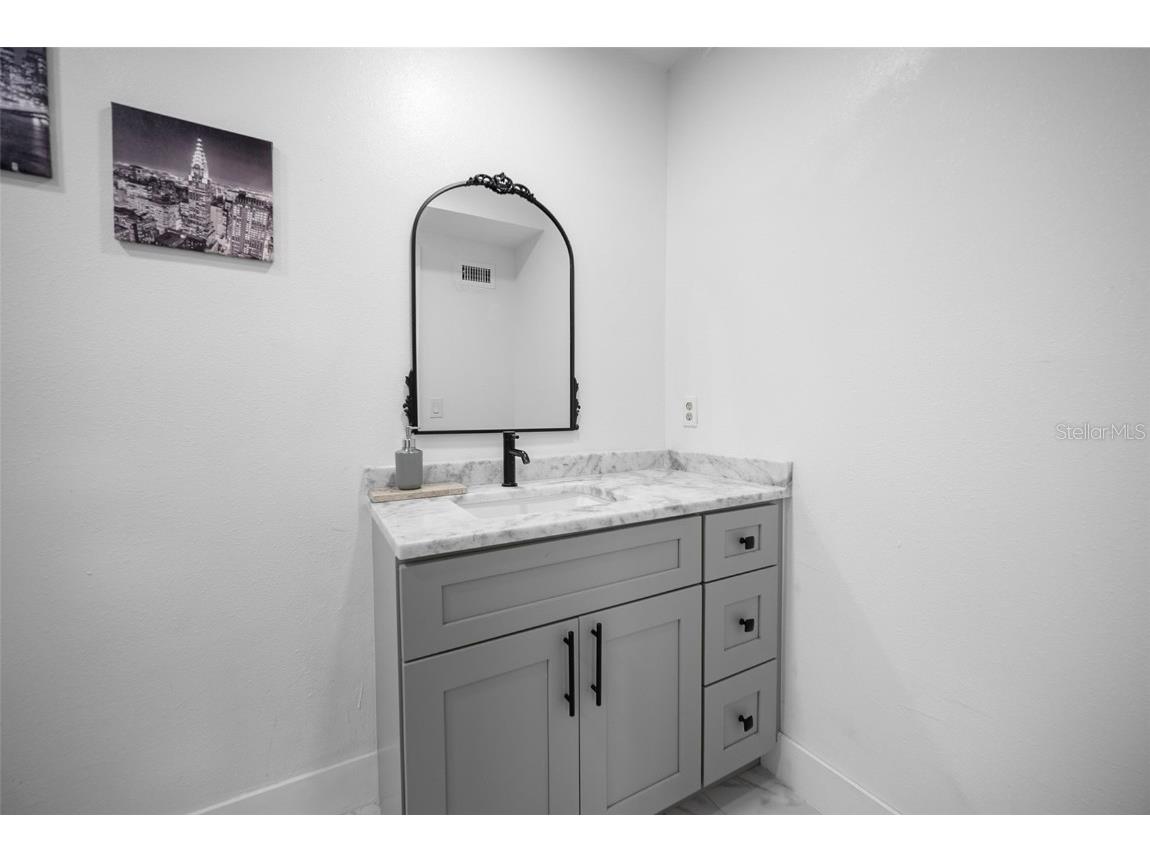 19029 Us Highway 19 N #6-16 Clearwater FL 33764 W7879212 image21