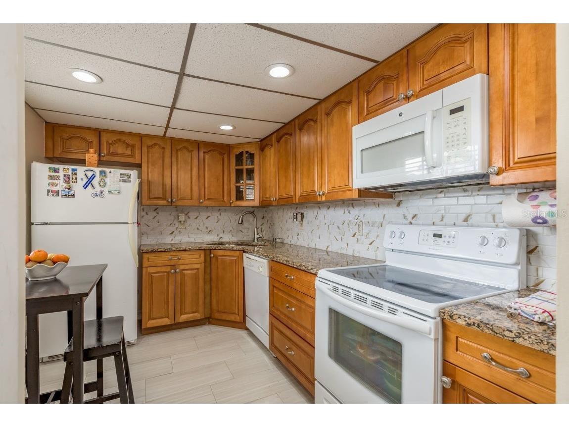 19029 Us Highway 19 N #6-7 Clearwater FL 33764 W7881100 image10