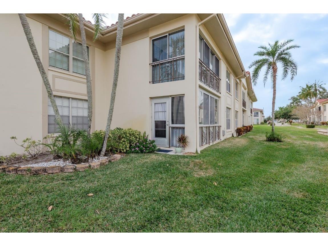 19029 Us Highway 19 N #6-7 Clearwater FL 33764 W7881100 image21