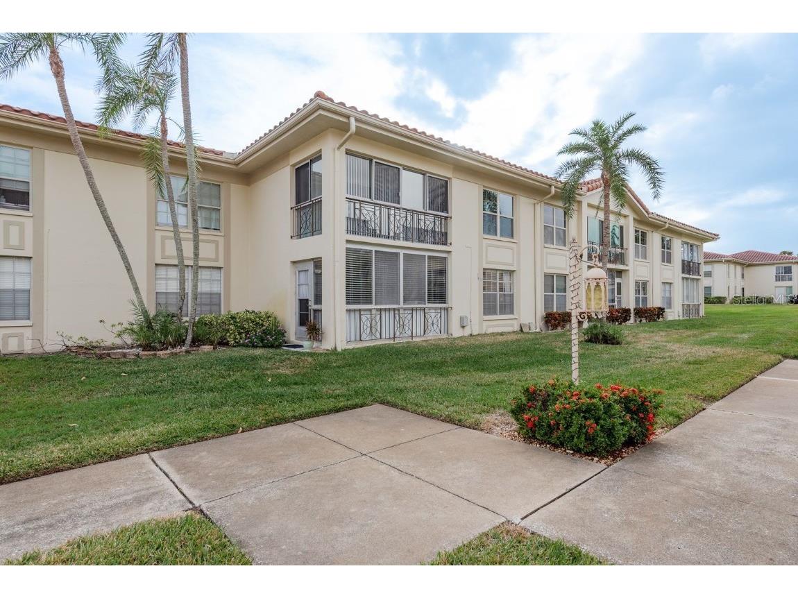 19029 Us Highway 19 N #6-7 Clearwater FL 33764 W7881100 image22