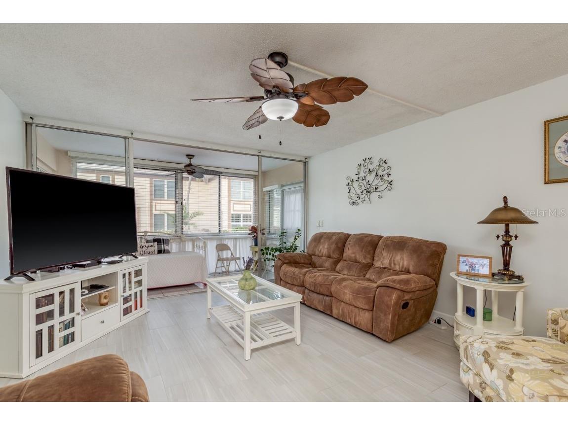 19029 Us Highway 19 N #6-7 Clearwater FL 33764 W7881100 image6