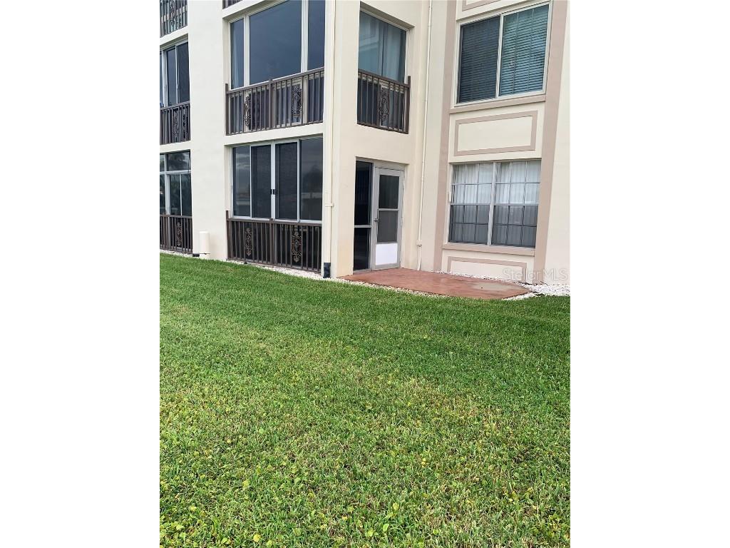 19029 Us Highway 19 N #7-10 Clearwater FL 33764 U8141552 image1