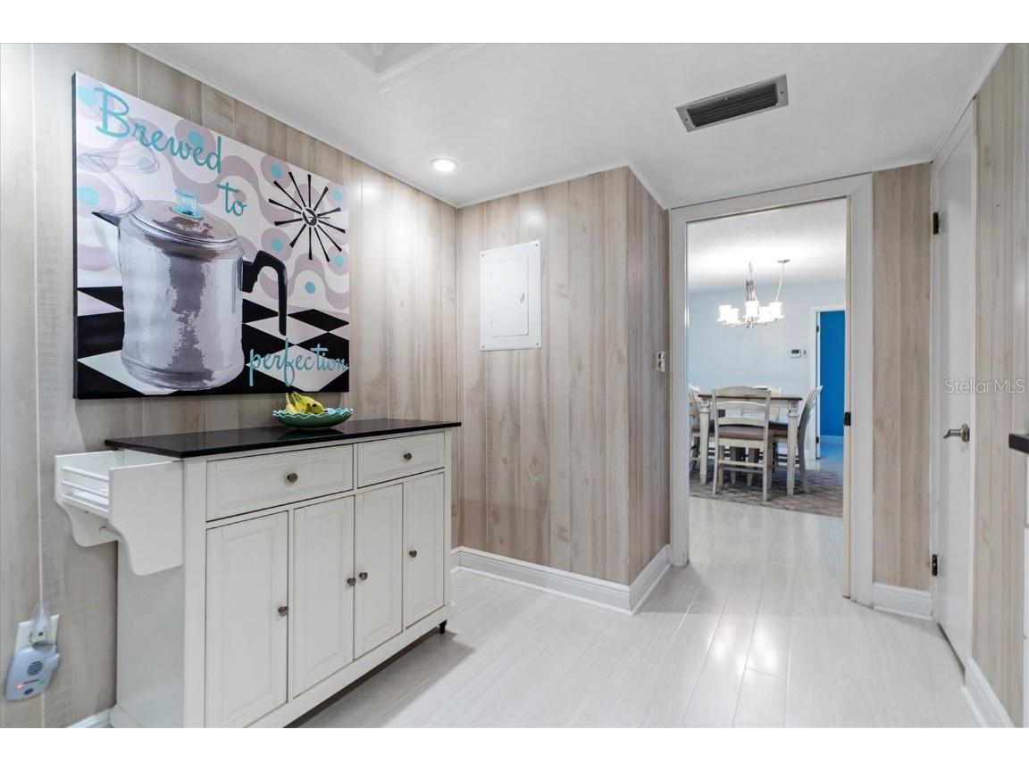 19029 Us Highway 19 N #9-404 Clearwater FL 33764 - TAMPA BAY U8232526 image14