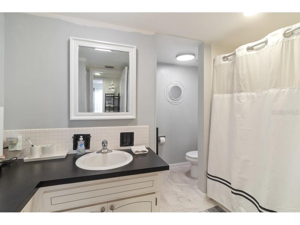 19029 Us Highway 19 N #UNIT 4 -BUILDING 2 Clearwater FL 33764 W7879882 image13