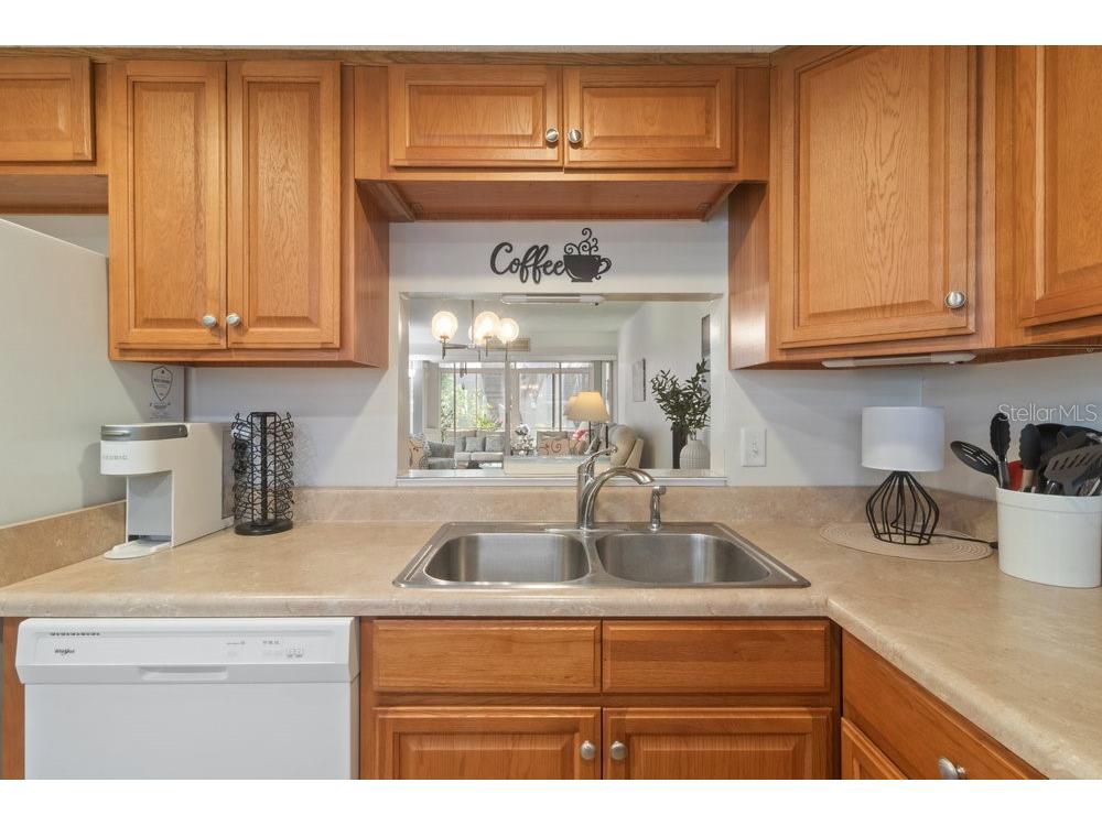 19029 Us Highway 19 N #UNIT 4 -BUILDING 2 Clearwater FL 33764 W7879882 image6