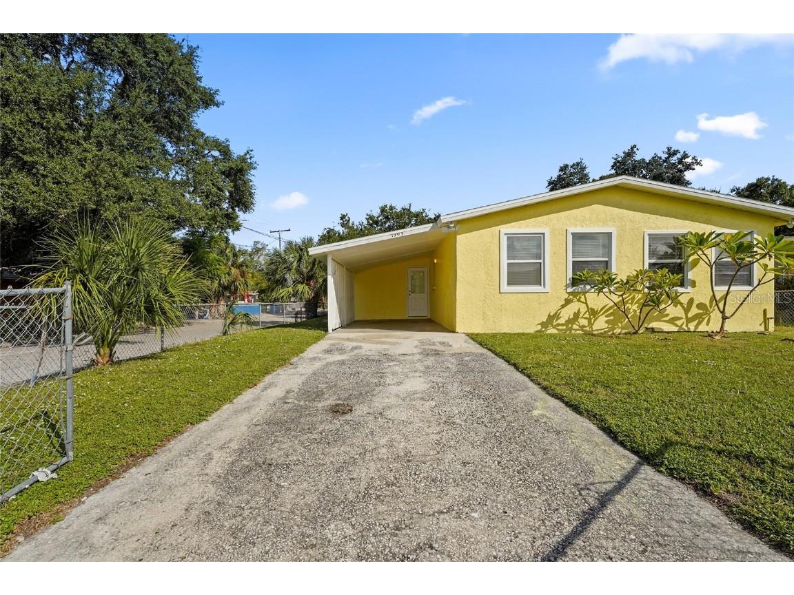 1903 24th Street Sarasota FL 34234 A4668435 image1