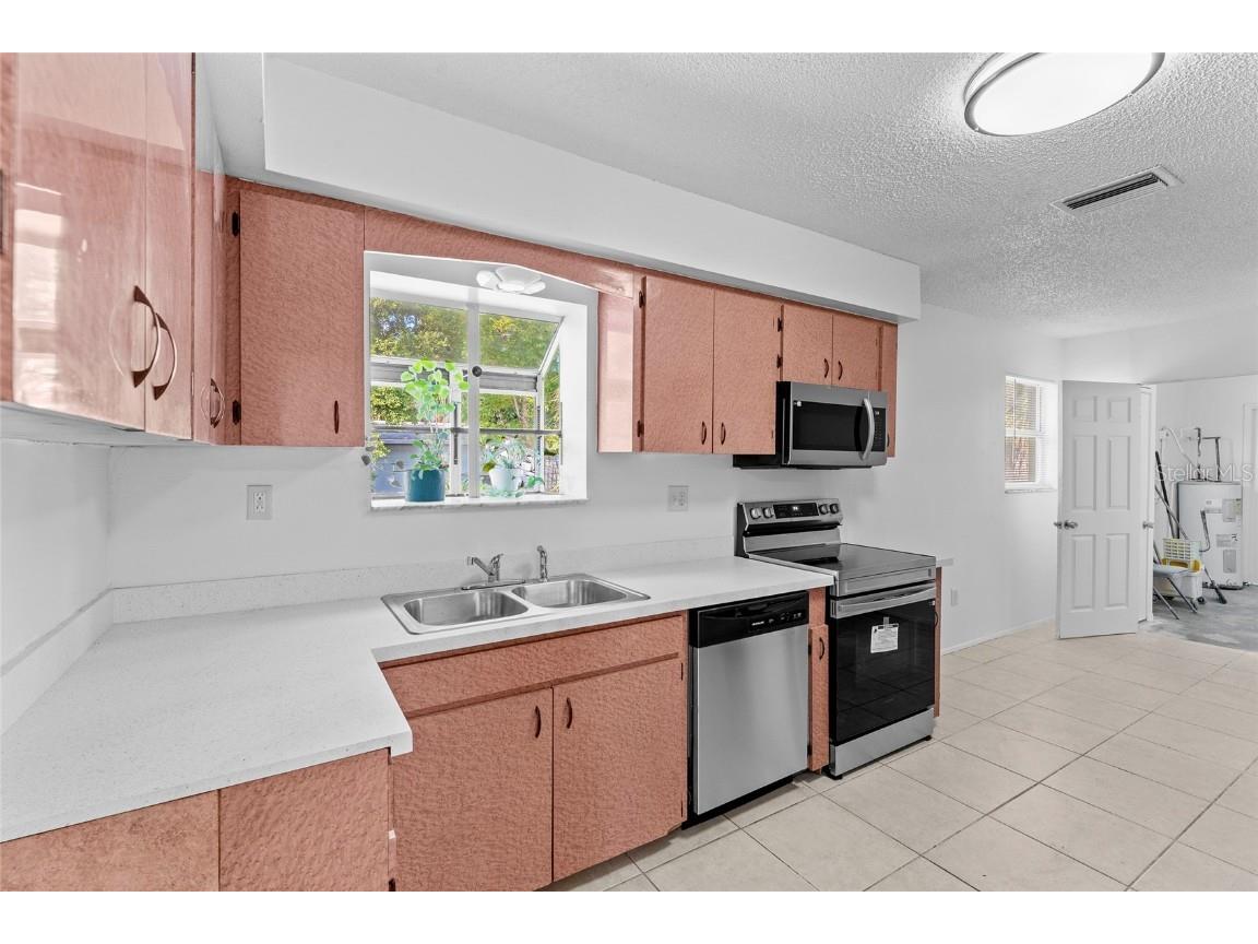 1903 24th Street Sarasota FL 34234 A4668435 image5